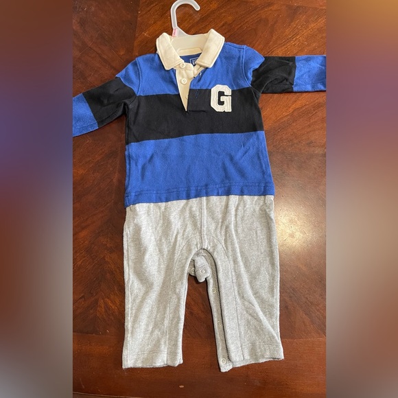 Baby gap full suit - Picture 2 of 2